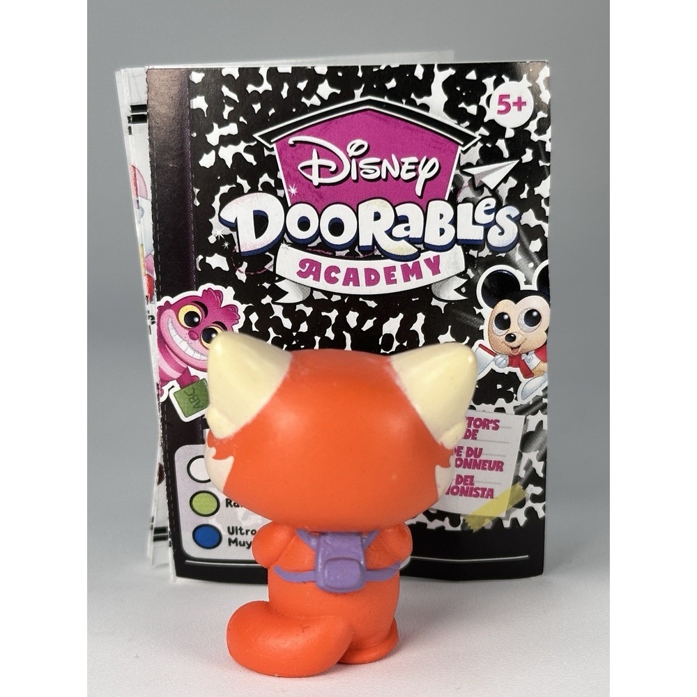 Disney Doorables Pixar PANDA MEI Academy Student Body RARE Figure Backpack NEW - Picture 5 of 6